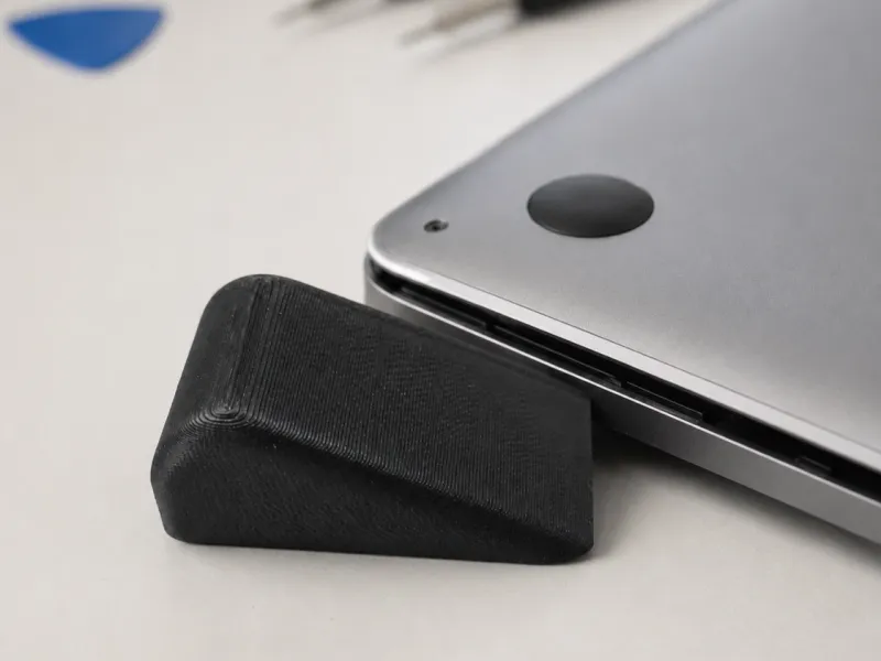 Reinforced Laptop Opening Pry Tool