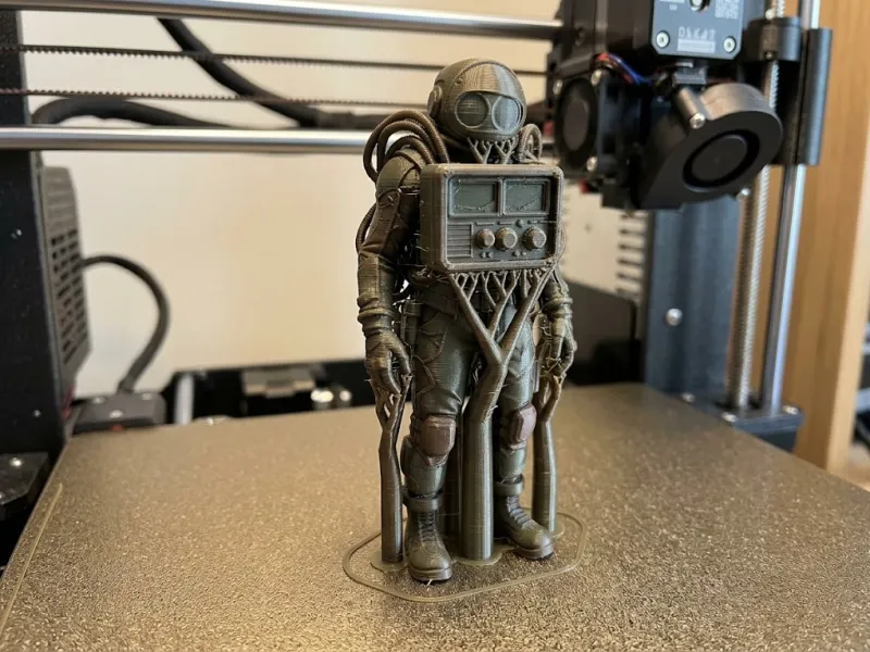 A Sentinel of the Seabed in Filament
