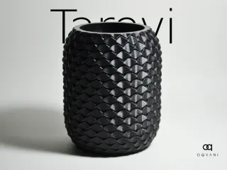Tarevi Vase