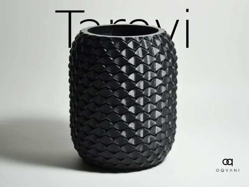 Tarevi Vase