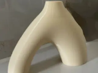 Continuing  Elegance Duo Vase Set
