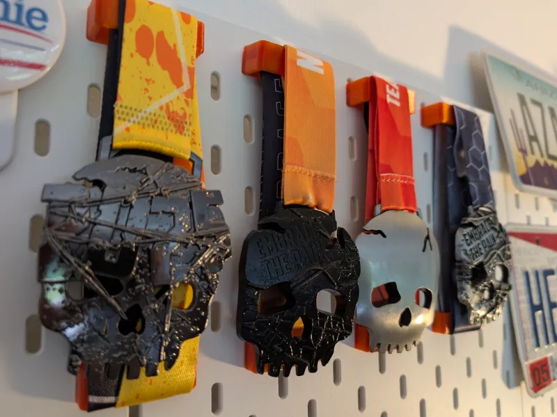 Skadis Medal Hanger
