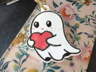 Flexible Heart Ghost_Keychan