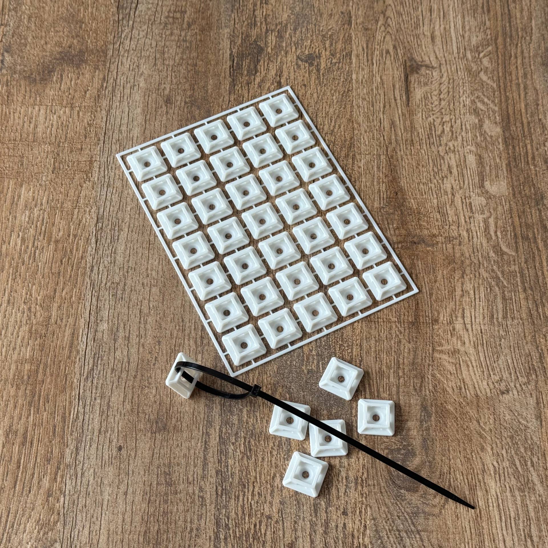 Cable Zip Tie Mount kit card