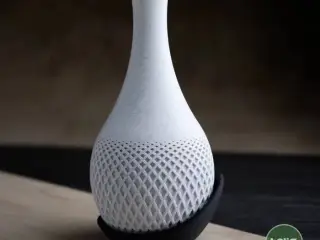 polygon · vase