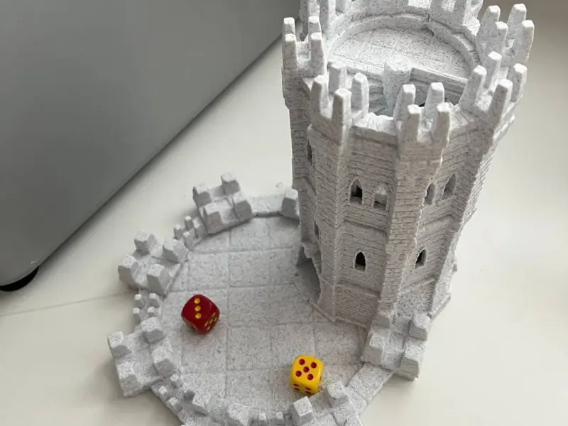 Torre de Dados de Elegancia Medieval