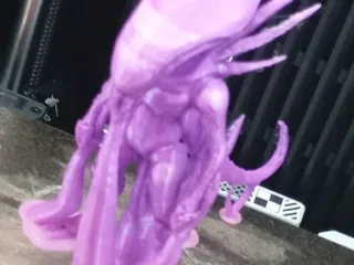 Alien Xenomorph S