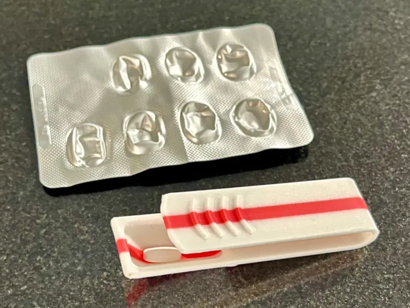 Pill Popper - Lo strumento per l'estrazione delle pillole