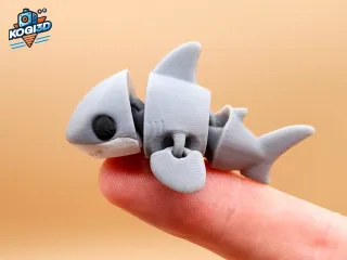 Cute Mini Articulated Shark