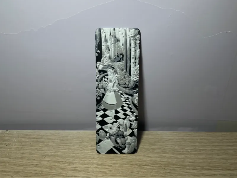 bladwijzer alice in wonderland
