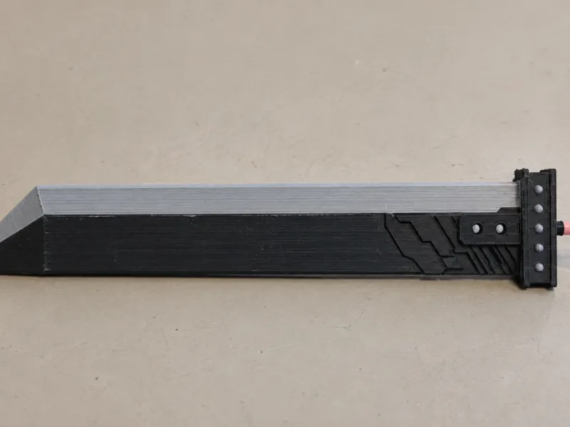 BUSTER SWORD FF 7