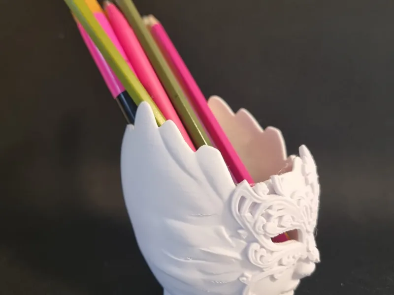 Dekorativer Masken-Schreibtischorganizer als Bleistift-/Bonbonhalter