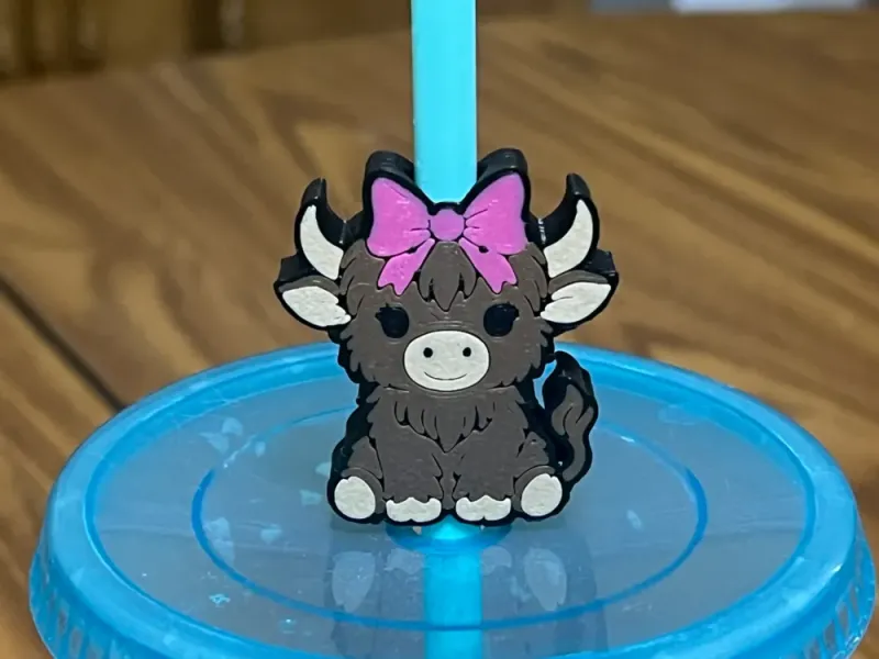 highland cow straw topper