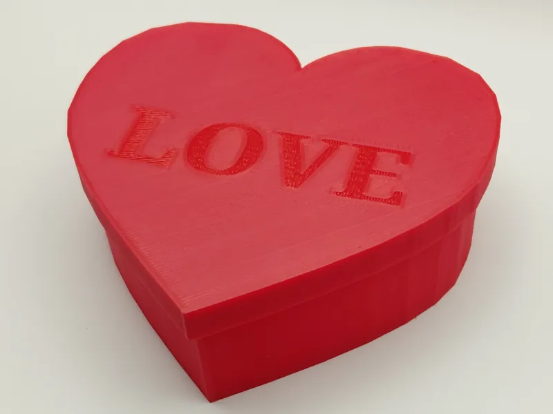 bol à bonbons de la Saint-Valentin avec couvercle