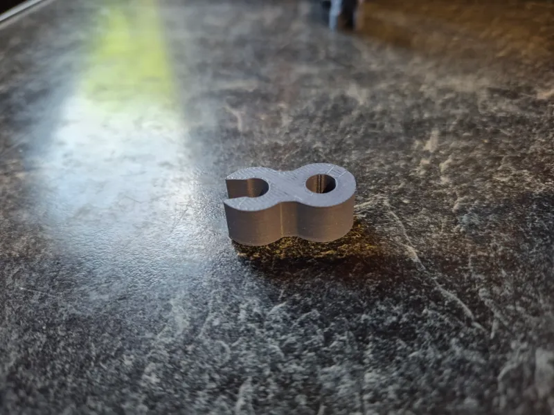 Airer Clip
