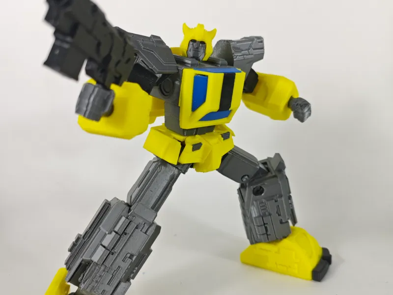 Modelo Articulado DIY do Bumblebee dos Transformers