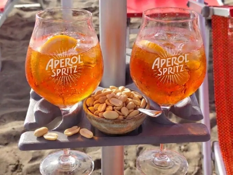 Beach Umbrella Wine, Aperitif & Drink Holder
