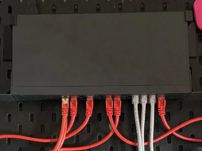 SKÅDIS mount for TP-Link TL-SG1024D 24-port switch