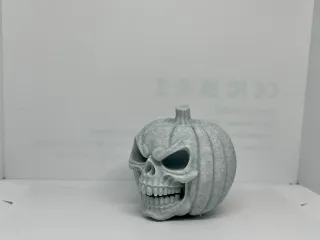 Scarry pumpkin decor