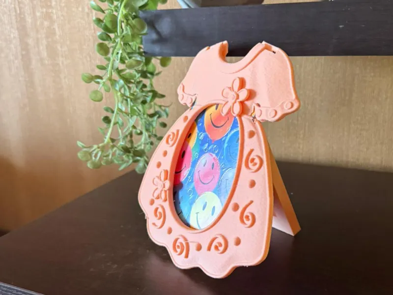 Little girl photo frame