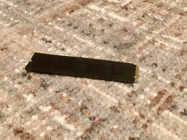 仿真 M.2 NVME 固态硬盘