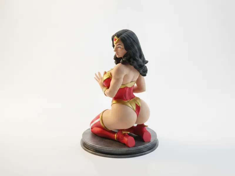 Wonder Woman Figurine DC Comics Collectible 3D Printable
