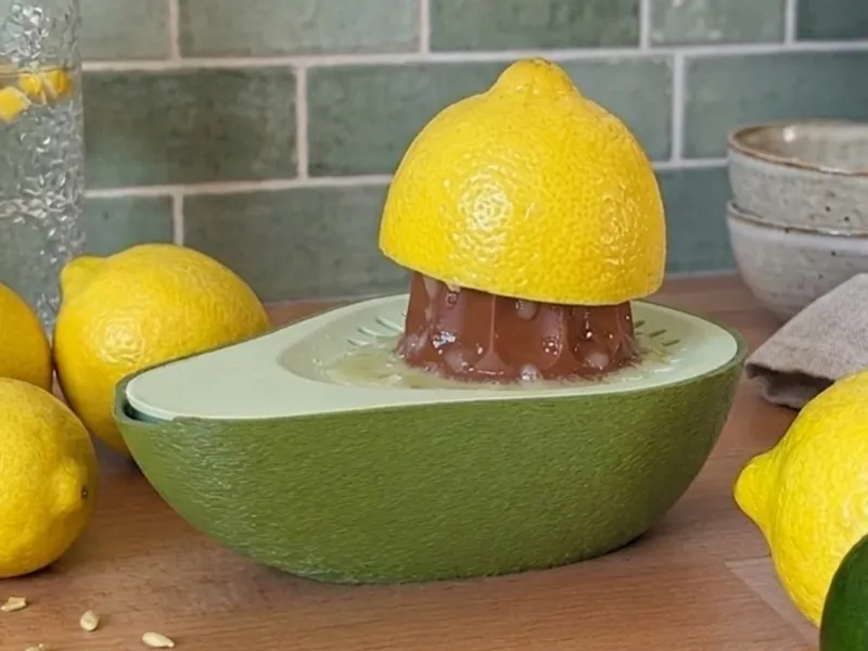 Avocado Juicer
