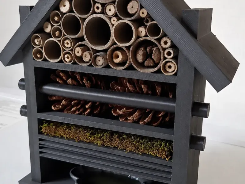 Insect house full