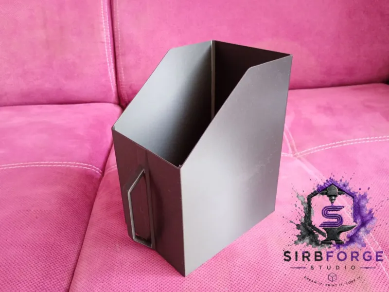 🗑️ 3D Printed Poop Bin