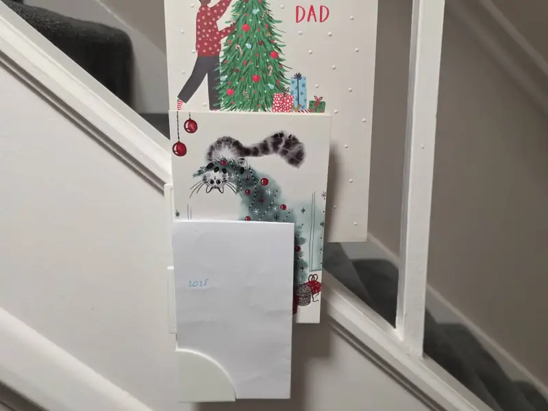 Stairs Card Holder - EXPANDABLE