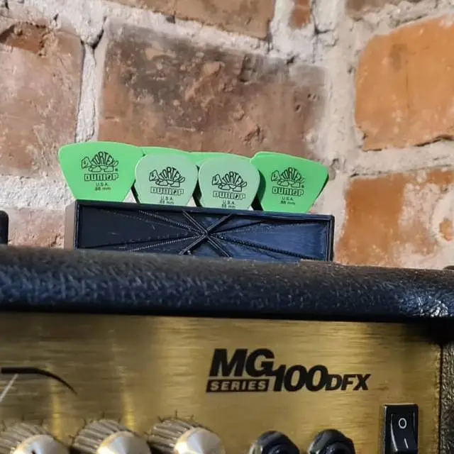 Soporte para púas de guitarra