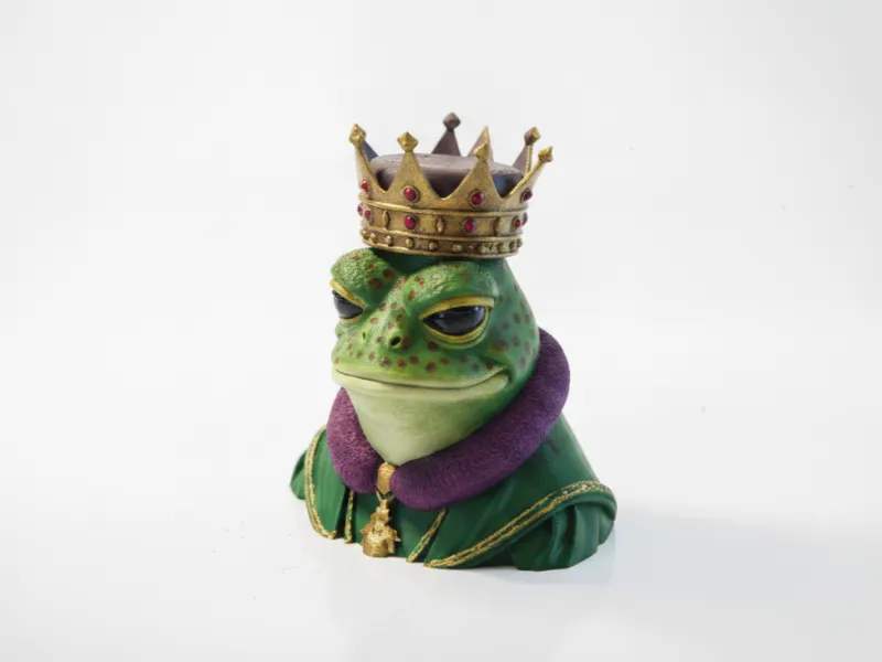 Statuetta del Re Rana, Animale da Collezione Stampabile in 3D