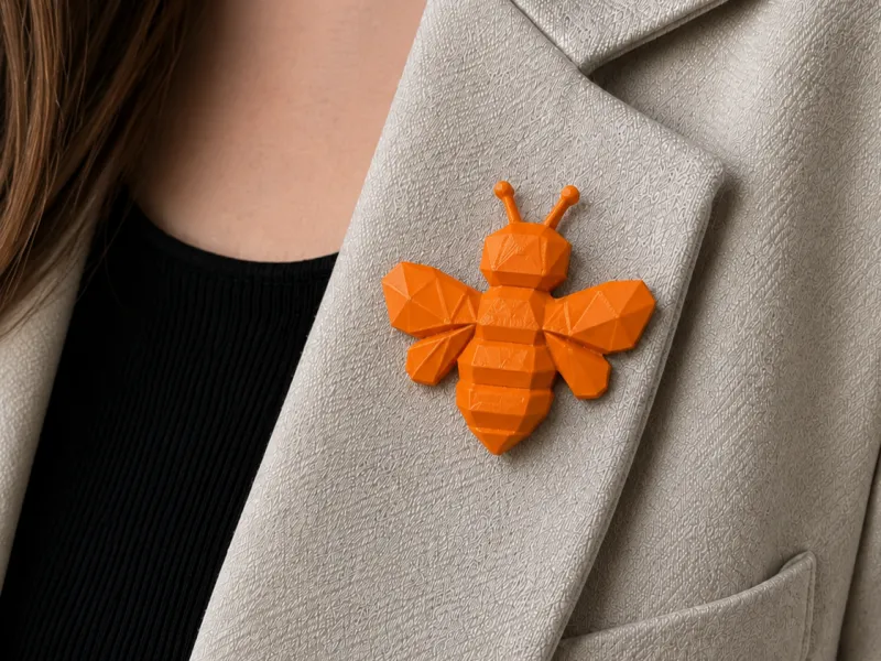 Low-Poly-Honigbiene-Anstecker / Schlüsselanhänger