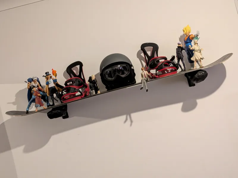 Snowboard / Skateboard / Surfboard Shelf Wall Mount