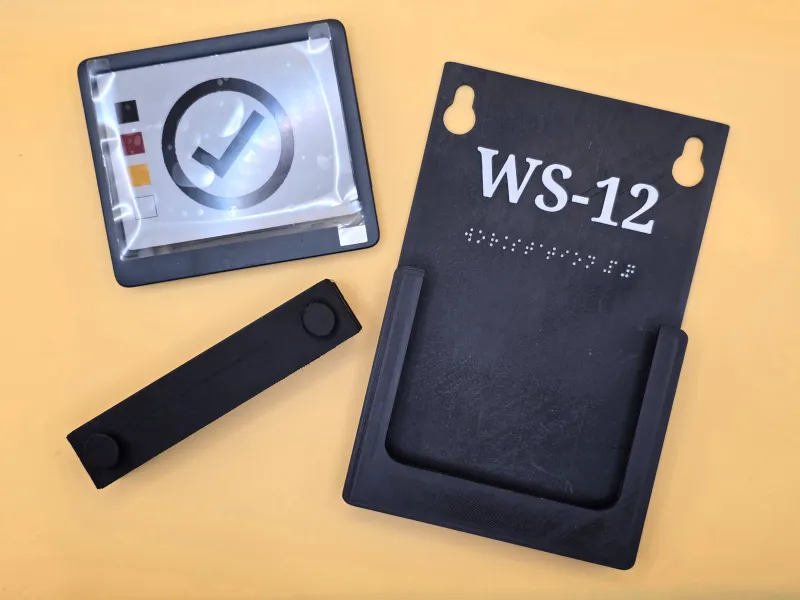 Chroma-4 Digital Tag Cubicle Mount