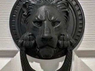 Lion Head Door Knocker