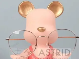 glasses holder