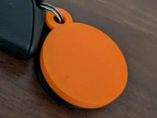 Round keychain (tag) with NFC (pause included)
