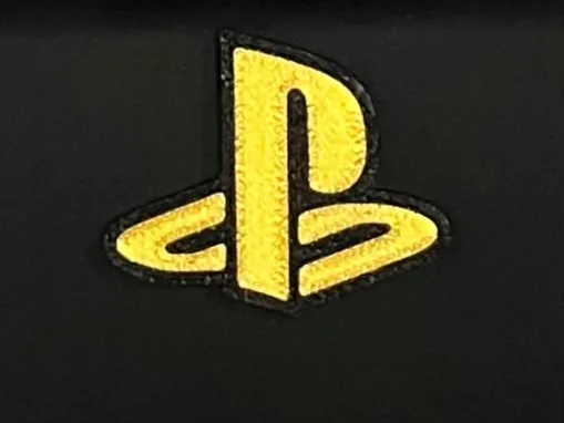 多色打印PlayStation标志