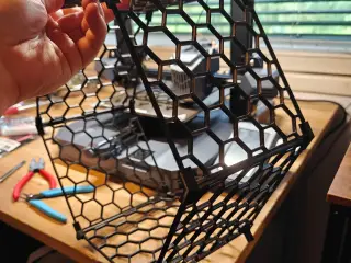 Hexa shelf block