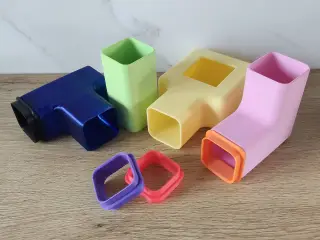 Modular hamster tunnels
