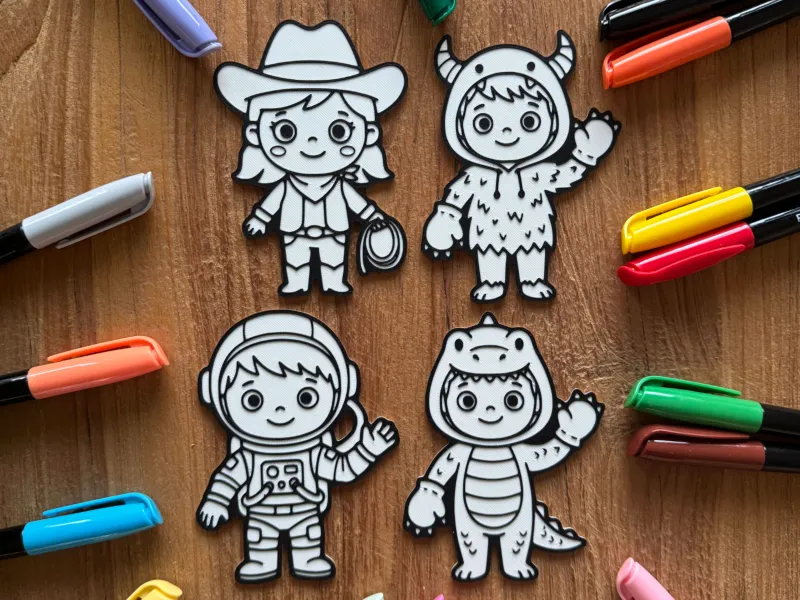 Kids Coloring Plates - Kids in Costumes