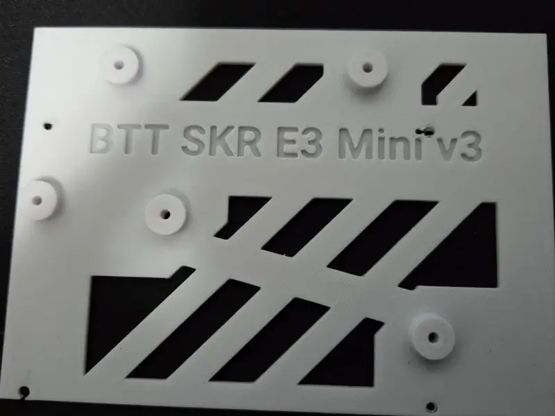 Sunlu S9+ mounting adapter for BTT SKR v3 board