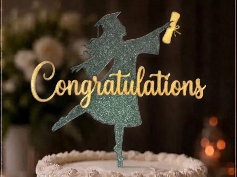 🎓 Graduation Cake Topper Female