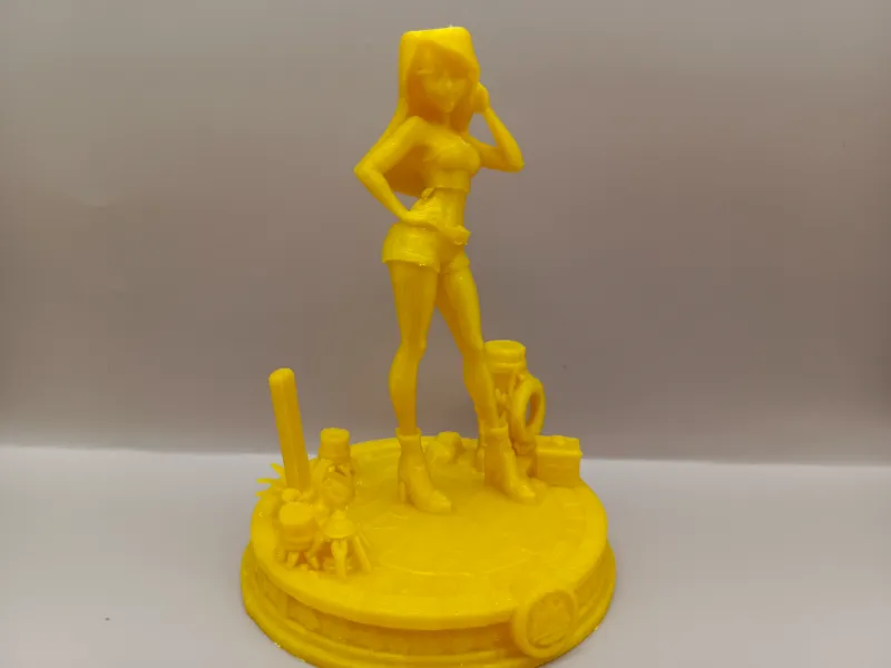 Heather Figurine - Total Drama Island