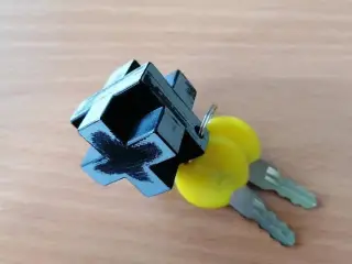 Geometry keychain