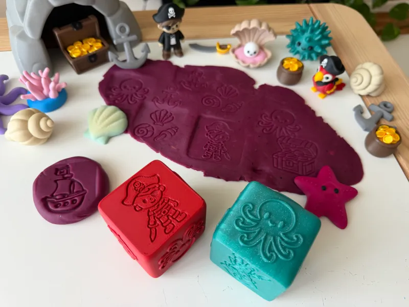 Play-Doh cube - Pirates