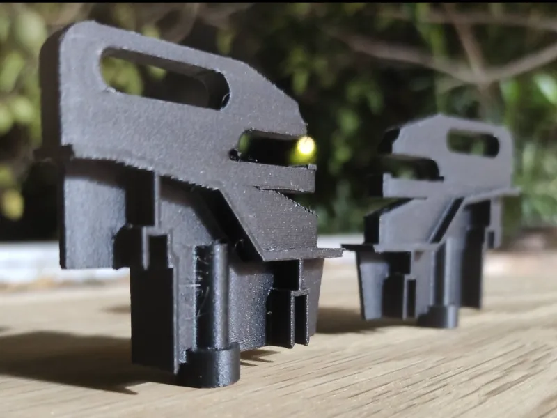 Traxxas XRT/X-Maxx Large Battery Clamp