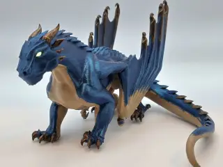 Wings of Fire MudWing Statue