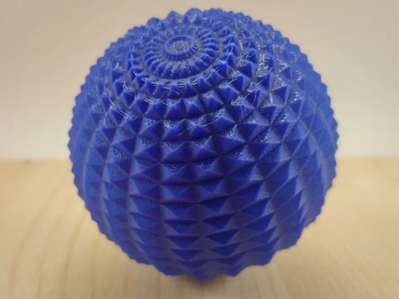 Pelota sensorial con púas antiestrés